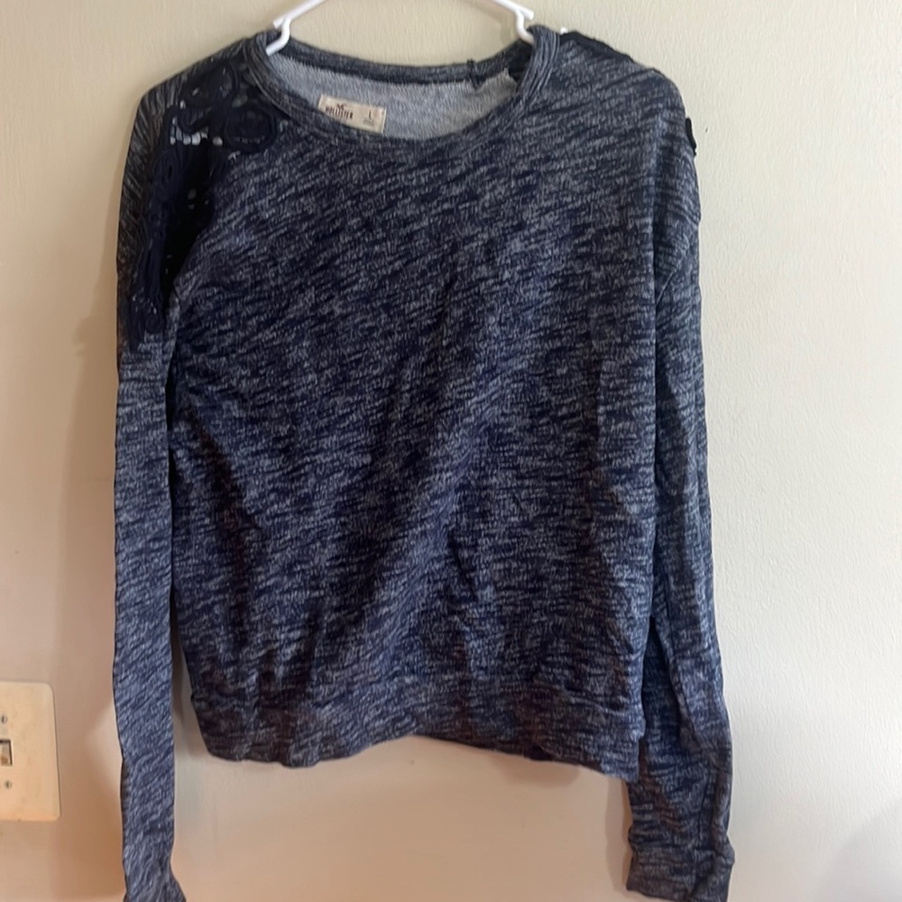 Hollister Womens junior Large long sleeve floral lace Blue Fall winter top